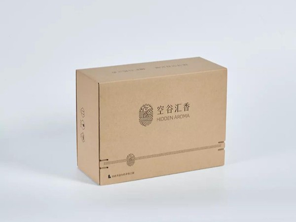 是什么讓這款無火香薰火遍全網？是香氣，更是外露的東方美學意境！